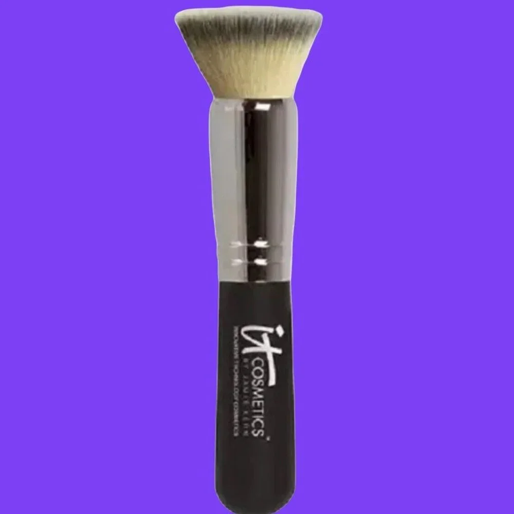 IT Cosmetics Heavenly Luxe Flat Top Buffing Foundation Brush #6